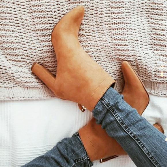 🚨Butterscotch collection// camel boot - Picture 2 of 8